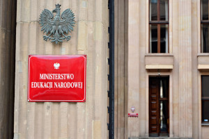 Ważny przedmiot nie tak prędko trafi do szkoły. Nauczyciele nie czują się przygotowani