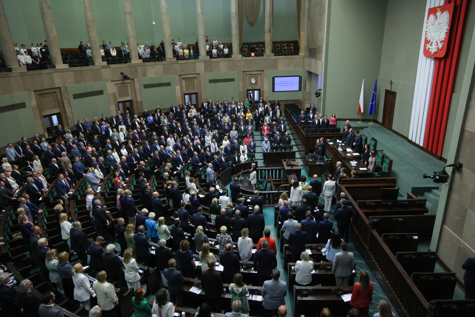 Bez rodziców do lekarza. Wieczorem Sejm podjął decyzję w sprawie młodych pacjentów