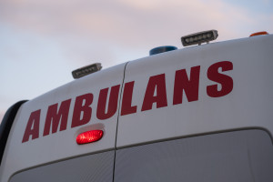 15 minut na przyjęcie pacjenta z karetki na SOR. Projekt rozporządzenia w konsultacjach