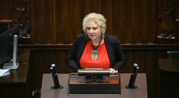"Władza jak Olimp" kontra "nauczyciel ratujący życie". W Sejmie emocje ws. psychoterapii