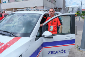 He transports recipients and organs for transplants. This weekend, he became the 2025 Motoring Champion.