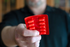 Najbardziej pożądana witamina w Polsce. To dlatego czujesz brzydki zapach z ust