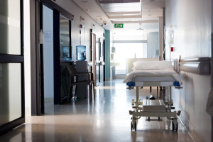 85 proc. zajętych łóżek w szpitalu to rzadkość. Ale na tych oddziałach przepełnienie