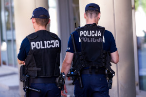 They extorted 800 plus and 500 plus benefits. Citizens of a European Union country arrested.