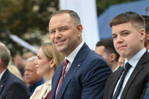 Karol Nawrocki nam een ​​beslissing over zijn zoon. De keuze van de president werd beoordeeld.