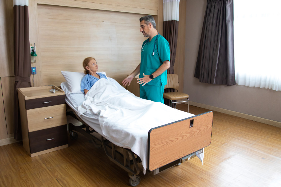 Wsparcie finansowe reformy szpitalnictwa w planach minister zdrowia na lata 2025-2027