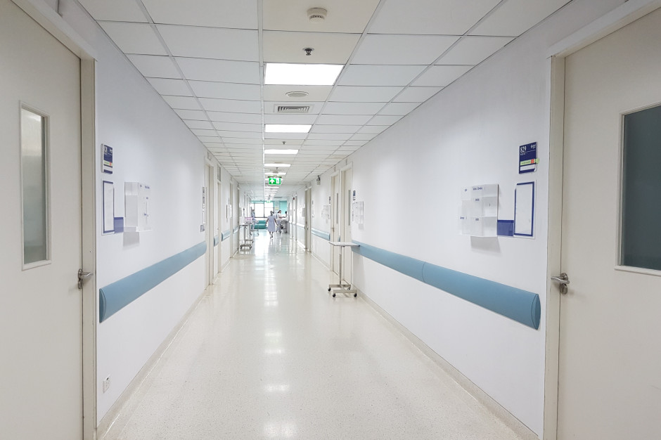 Zmiana zasad finansowania świadczeń w AOS. Do 30 września NFZ czeka na opinie