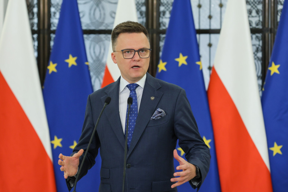 Jednak więcej obowiązkowej religii w szkołach? Dziś decyzja