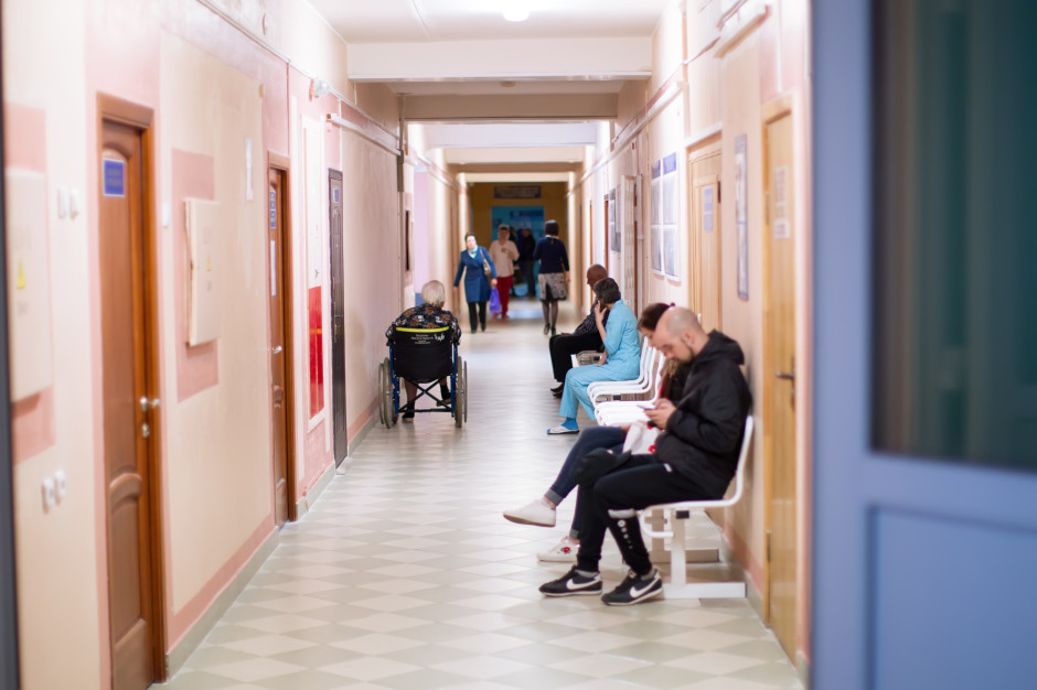 Lekarze krytycznie o planach NFZ. "Karanie pod pretekstem motywowania"