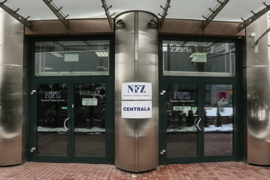 Ponad 33 tys. zł dla prezesa NFZ, średnia to 10 493 zł. Ile wynoszą zarobki i premie w Funduszu?