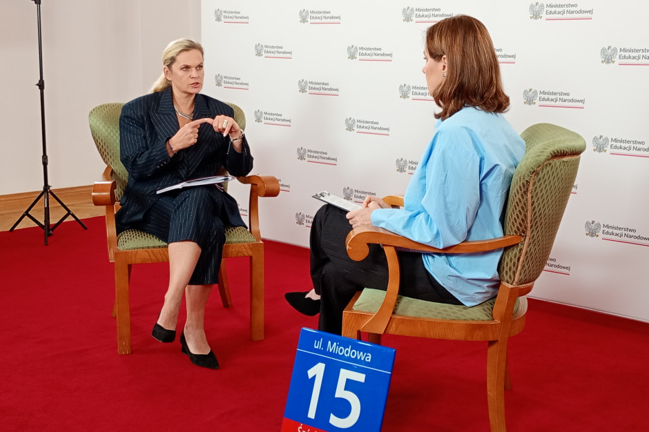 "Nie będziemy uprawiać kołtuństwa". Ministra edukacji Barbara Nowacka w "Miodowa 15"