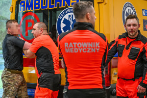 Nawet 5 lat więzienia za atak na ratownika lub obywatela niosącego pomoc. Komisja 