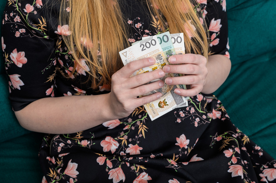 Bon na 1750 zł jeszcze w tym roku. Wnioski przez aplikację mObywatel