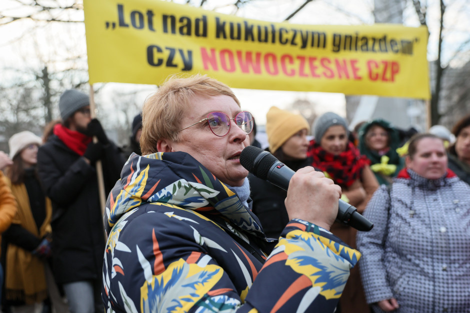 Centra zdrowia psychicznego kolejny rok na dotychczasowych zasadach. Ministerstwo zapewnia, iż będą pieniądze