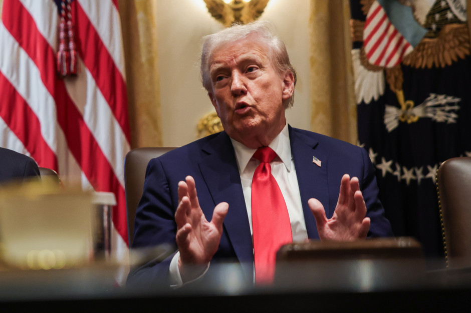 Co się dzieje z Donaldem Trumpem? Na zdjęciach siniaki i obrzęki prezydenta USA