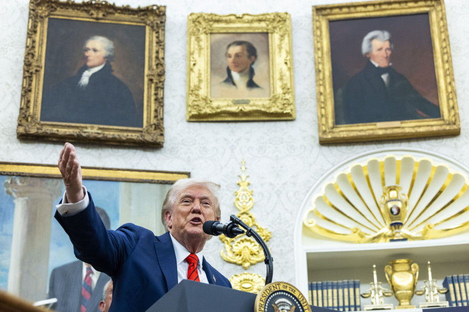 Donald Trump ogłosił porozumienie: tańsze leki od AstraZeneca