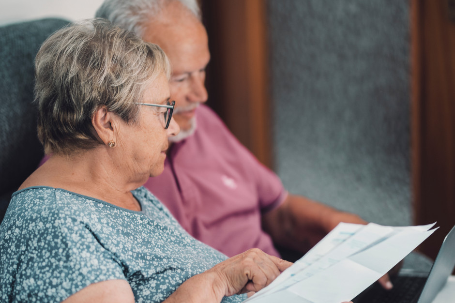 13. i 14. emerytura do likwidacji? W zamian byłby bon