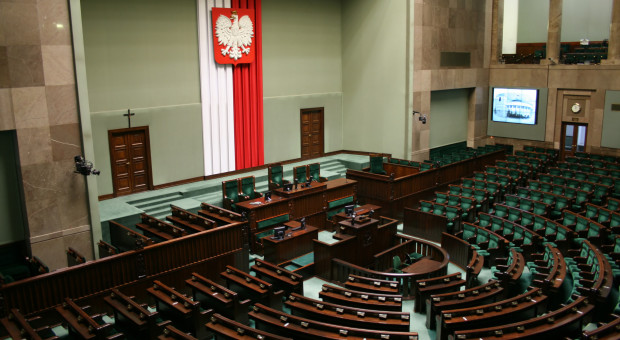 Projekt budżetu na 2026 rok, centralna e-rejestracja. Nowy tydzień w parlamencie