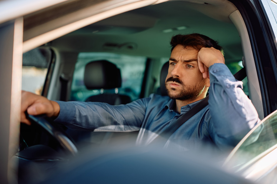 Nowe przepisy dla właścicieli starszych aut. Muszą mieć się na baczności