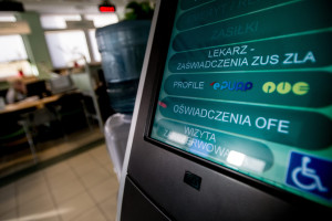  np. możliwość pracy na chorobowym. Nowe regulacje rozpatrzy rząd