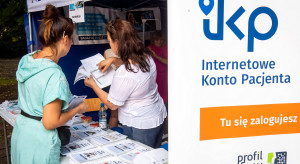 Koniec z dzwonieniem po przychodniach. Wprowadzenie e-rejestracji poparciem Senatu