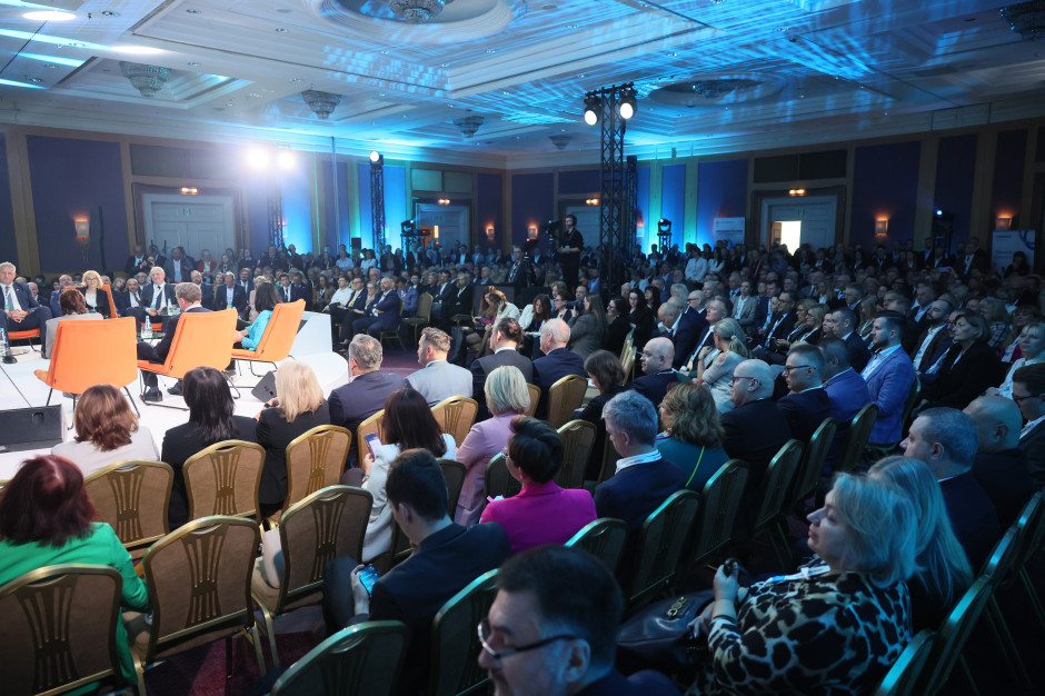 XXI Forum Rynku Zdrowia. Sprawdź harmonogram debat. Można oglądać je też online