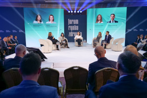 Sesja inauguracyjna XXI Forum Rynku Zdrowia pokazała, że transformacja ochrony zdrowia jest nieunikniona, ale rozwiązań trzeba szukać i wprowadzać je ponad podziałami Zdrowie ponad podziałami. Inauguracja Forum Rynku Zdrowia pokazała, że to możliwe