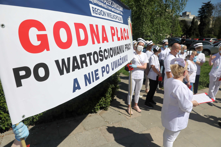 Zamrożenie płac w ochronie zdrowia. "Nie oddamy ani złotówki, medycy są gotowi wrócić na ulice"