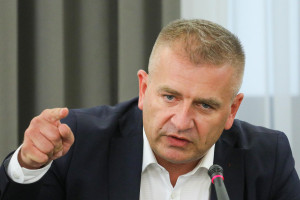 Arłukowicz on the health care crisis: financial problems result from PiS decisions