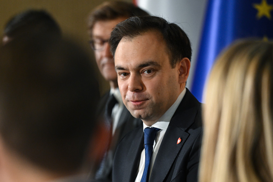 "Miliardowe kwoty" dla NFZ jeszcze w tym roku. niedługo spotkanie ministrów finansów i zdrowia