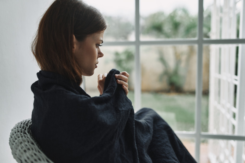 Anonimowo: 116 111 dla dzieci i młodzieży. 116 123 dla dorosłych. Darmowa pomoc psychologiczna