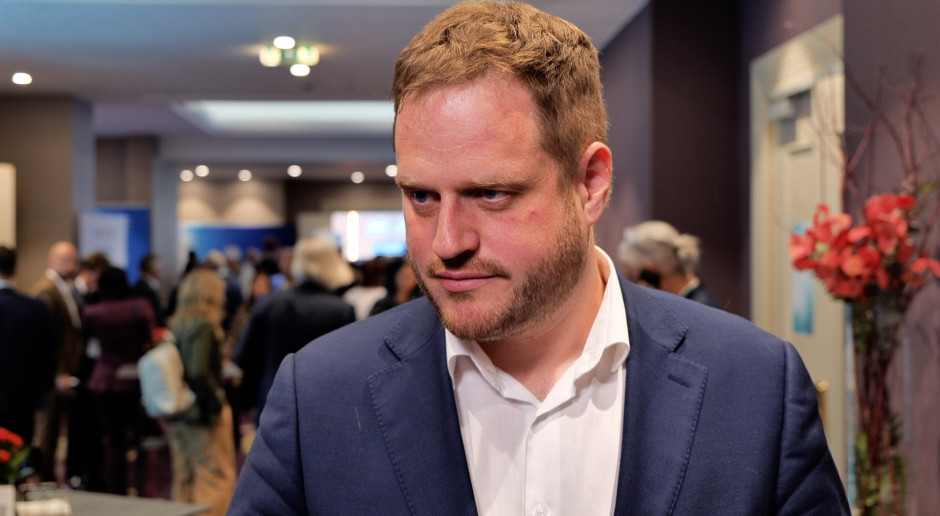 Janusz Cieszyński o produkcji leków: kto dzisiaj zaoszczędzi, w przyszłości może słono zapłacić