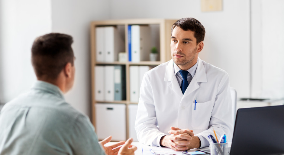 Lekarz obala mit na temat choroby. 10 milionów Polaków już cierpi