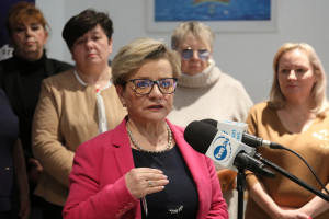 Krystyna Ptok czeka na szczegóły propozycji MZ dotyczących zmian w regulacji wynagrodzeń w ochronie zdrowia  48 000 zł. Pielęgniarki ostrożne, czekają na 18 listopada