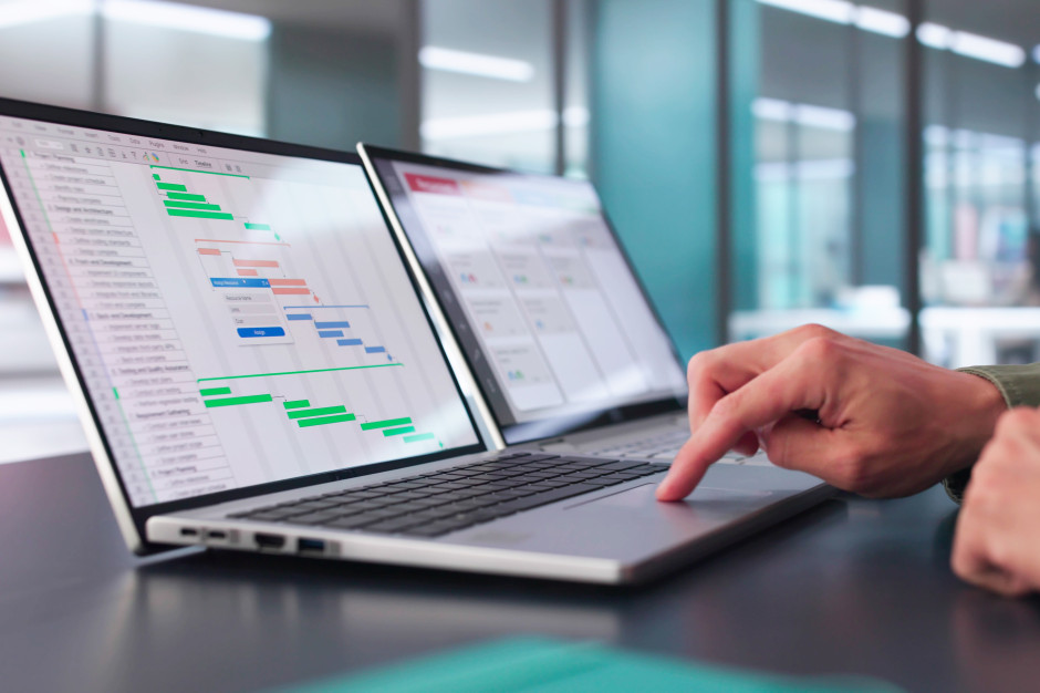 Nowe zasady naliczania stażu pracy już w 2026 roku. Kto zyska, a kto będzie miał więcej obowiązków?