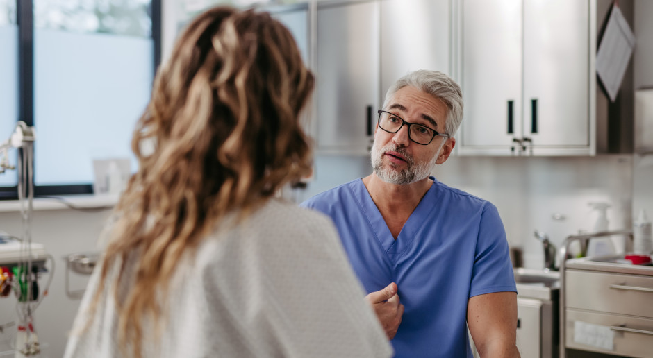 ESMO 2025: przełomowe wyniki badań nad terapiami w raku pęcherza, płuca i jajnika