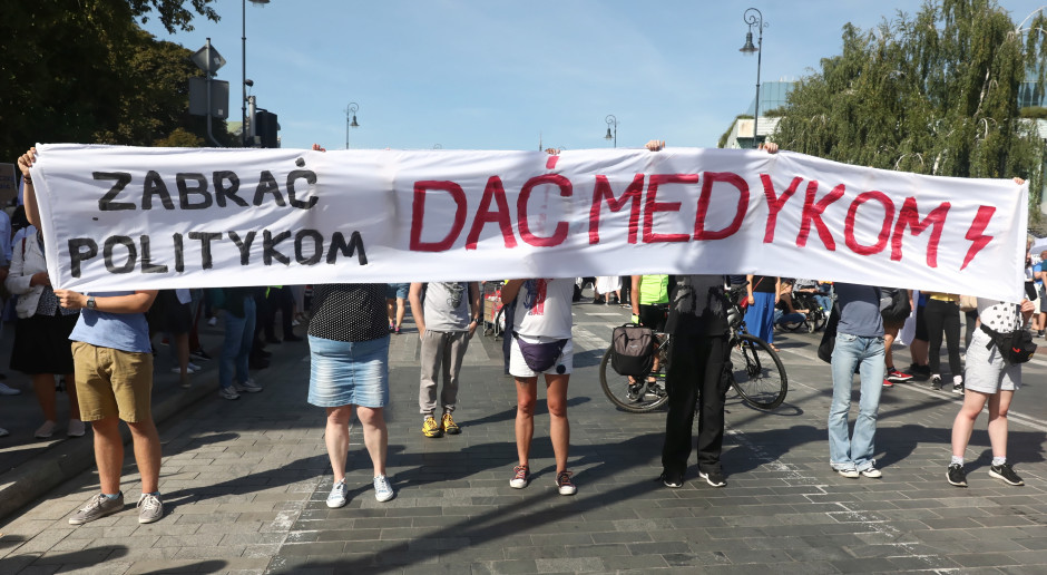 Limity płac odbiją się na pacjentach? Patecki: w prywatnym sektorze mogą otwierać szampana