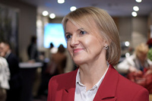 Jak przekonać do szczepień? Prof. Mastalerz-Migas: ważne są wiarygodne informacje i rozmowa