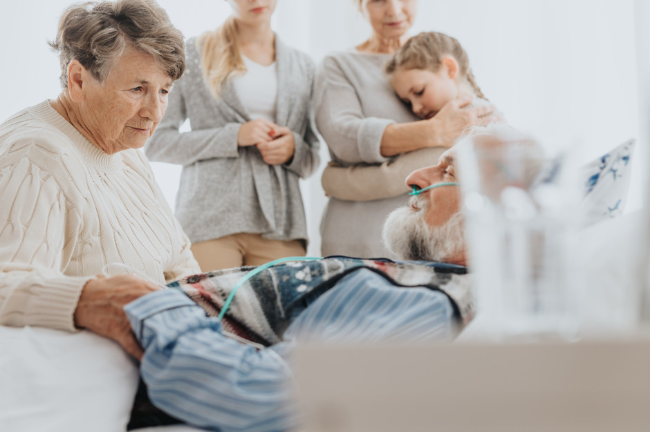 Żałoba jest doświadczeniem, którego nikt nie powinien przeżywać w samotności