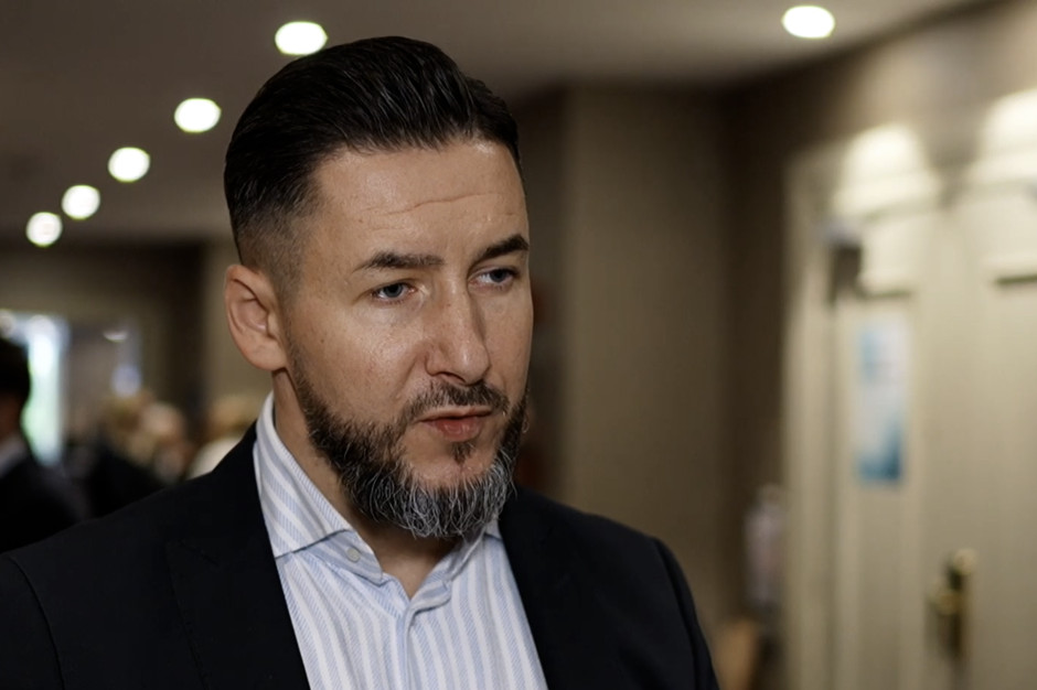 Jarosław Adamek: budownictwo modułowe trzykrotnie skraca czas realizacji inwestycji w zdrowiu