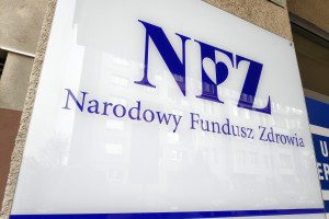 The National Health Fund (NFZ) wants to recruit new employees, and the ministry is easing restrictions. The project is now open for consultation.