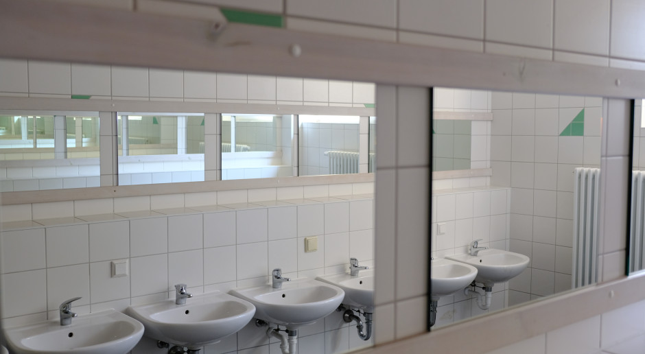 Kąpiel dwa razy w tygodniu to wzrost o 100 proc. Zmiana dla osadzonych