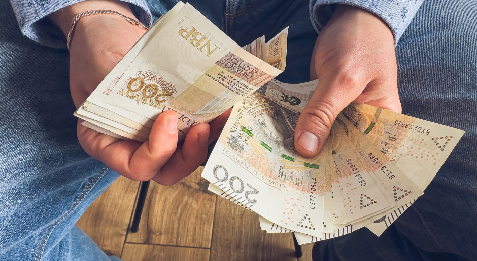 Likwidacja 800 plus oraz 13. i14. emerytury. "System świadczeń jest kosztowny i niesprawiedliwy"