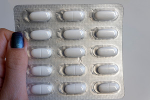  w nadmiarze dewastuje serce i płuca. Polacy łykają bez opamiętania