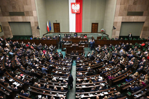 5 anni di carcere. Il Parlamento all'unanimità: nuove norme a tutela del personale medico