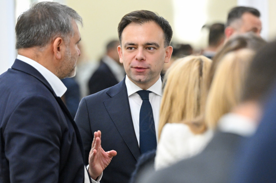 7 listopada to istotny dzień. Minister finansów mówi o brakujących pieniądzach w NFZ