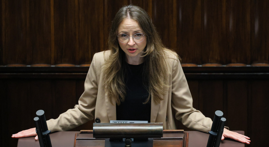 Coraz większa awantura o rewolucję ws. umów o pracę. Szefowa MRPiPS nie kryje zdziwienia