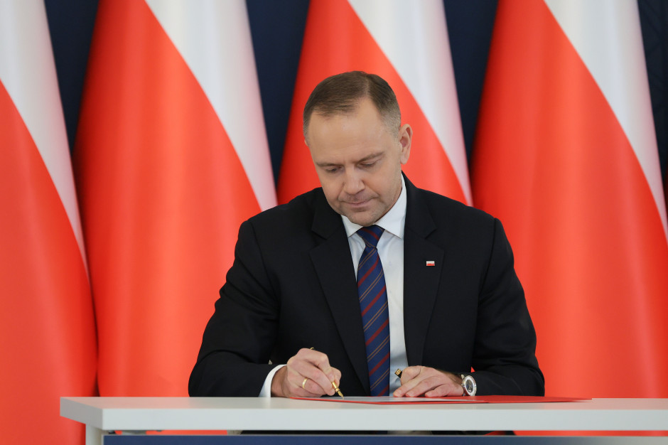 Koniec wysokich cen prądu i głodowych emerytur. Nawrocki wprowadza radykalne zmiany