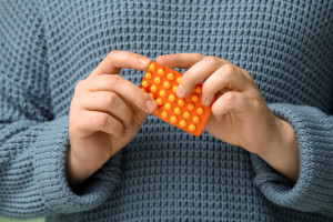 Ta witamina to pokarm dla mózgu – a przy okazji wspiera serce i stawy