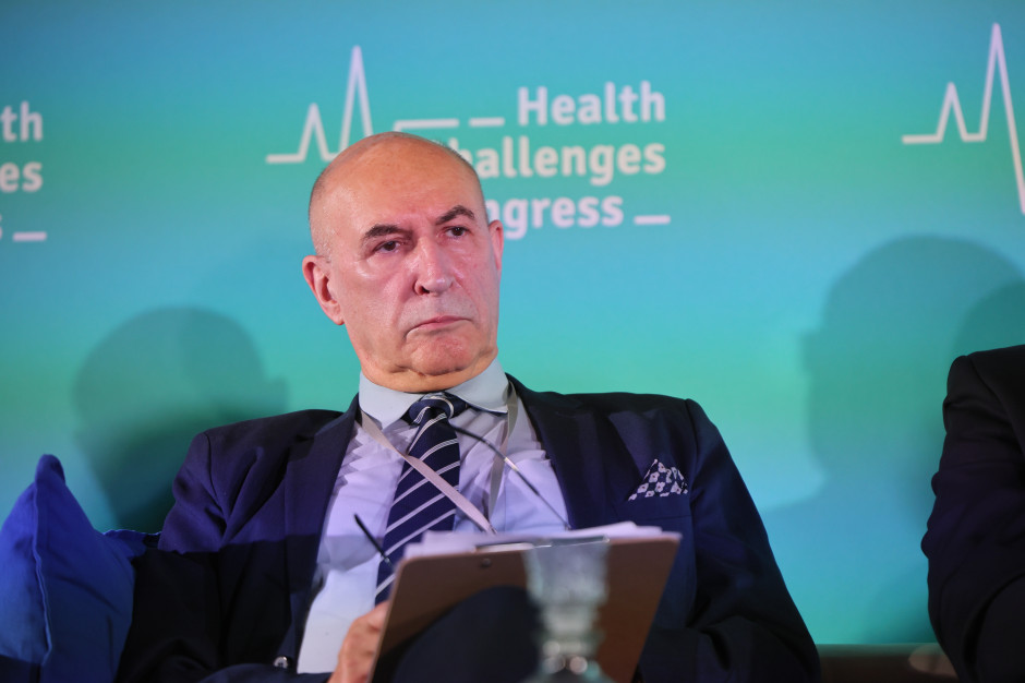 Zarzuty wobec prof. Heitzmana. Kolejne instytucje reagują na oskarżenia o nadużycia